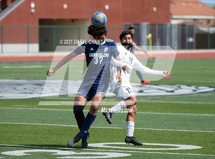 Thumbnail 3 in Arroyo @ Gabrielino photogallery.