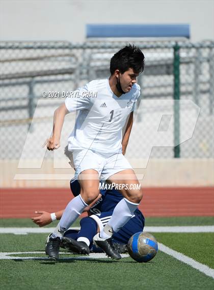 Thumbnail 3 in Arroyo @ Gabrielino photogallery.