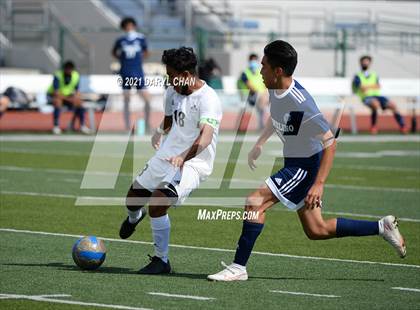Thumbnail 3 in Arroyo @ Gabrielino photogallery.