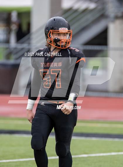Thumbnail 1 in Okanogan vs. Napavine (WIAA 2B Semifinal) photogallery.