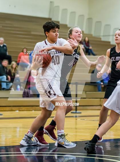 Thumbnail 1 in Elmira vs. Kingston (NYSPHSAA Class AA Regional Semifinal) photogallery.