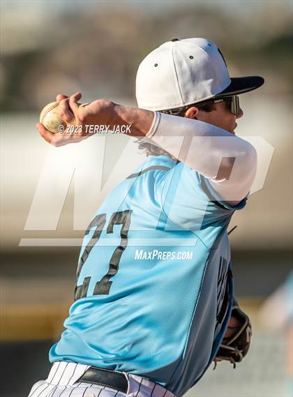 Thumbnail 3 in Hart @ Villa Park photogallery.
