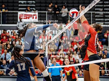 Thumbnail 2 in Taft vs. Venice (CIF LA City Section Open Division Championship) photogallery.