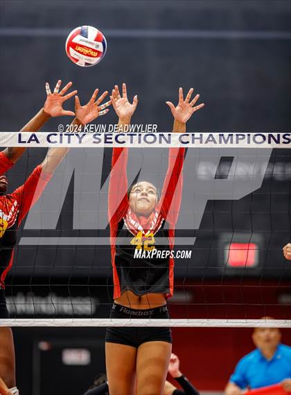 Thumbnail 2 in Taft vs. Venice (CIF LA City Section Open Division Championship) photogallery.