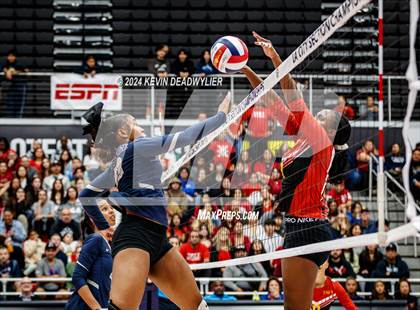 Thumbnail 1 in Taft vs. Venice (CIF LA City Section Open Division Championship) photogallery.