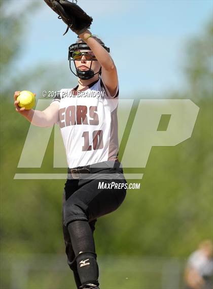 Thumbnail 1 in Northwestern Regional vs. Stonington (CIAC Class M Quarterfinal) photogallery.