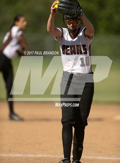 Thumbnail 1 in Northwestern Regional vs. Stonington (CIAC Class M Quarterfinal) photogallery.