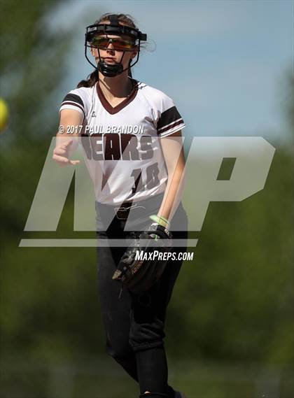 Thumbnail 2 in Northwestern Regional vs. Stonington (CIAC Class M Quarterfinal) photogallery.