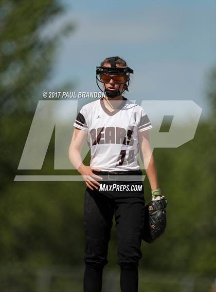 Thumbnail 2 in Northwestern Regional vs. Stonington (CIAC Class M Quarterfinal) photogallery.