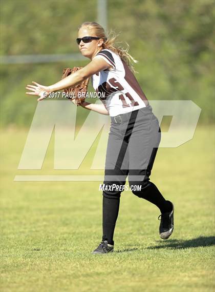 Thumbnail 1 in Northwestern Regional vs. Stonington (CIAC Class M Quarterfinal) photogallery.
