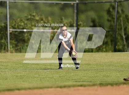 Thumbnail 3 in Northwestern Regional vs. Stonington (CIAC Class M Quarterfinal) photogallery.