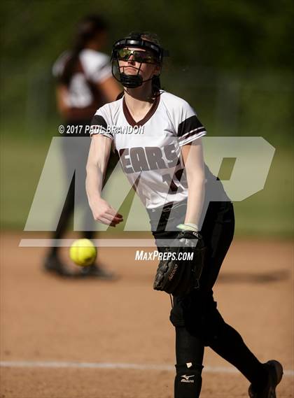 Thumbnail 3 in Northwestern Regional vs. Stonington (CIAC Class M Quarterfinal) photogallery.