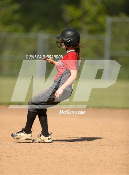 Thumbnail 2 in Northwestern Regional vs. Stonington (CIAC Class M Quarterfinal) photogallery.