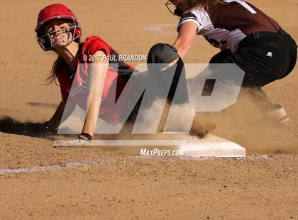 Thumbnail 3 in Northwestern Regional vs. Stonington (CIAC Class M Quarterfinal) photogallery.