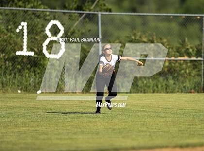 Thumbnail 1 in Northwestern Regional vs. Stonington (CIAC Class M Quarterfinal) photogallery.
