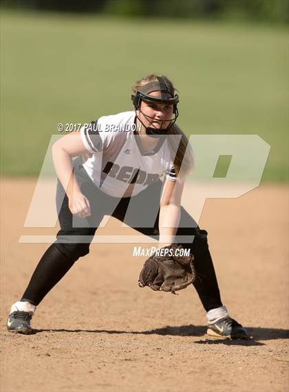 Thumbnail 1 in Northwestern Regional vs. Stonington (CIAC Class M Quarterfinal) photogallery.