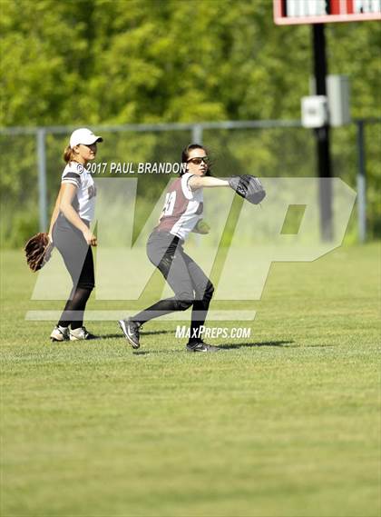 Thumbnail 2 in Northwestern Regional vs. Stonington (CIAC Class M Quarterfinal) photogallery.
