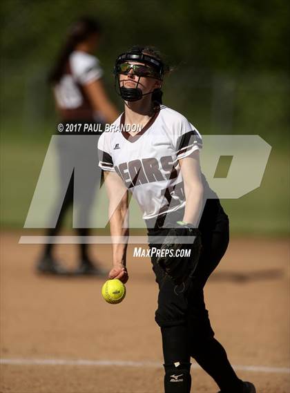 Thumbnail 2 in Northwestern Regional vs. Stonington (CIAC Class M Quarterfinal) photogallery.