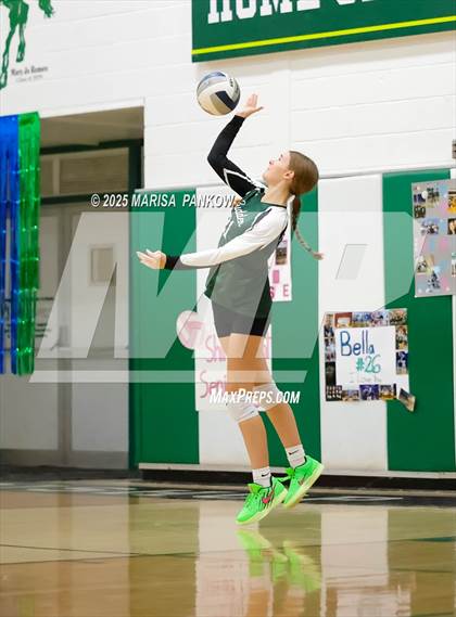Thumbnail 3 in Bishop Ludden vs Jordan Elbridge photogallery.