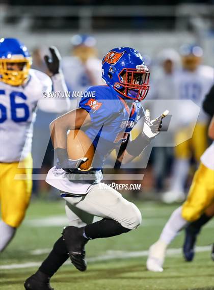 Thumbnail 1 in San Leandro vs. Foothill (CIF-NCS D1-Quarterfinals) photogallery.