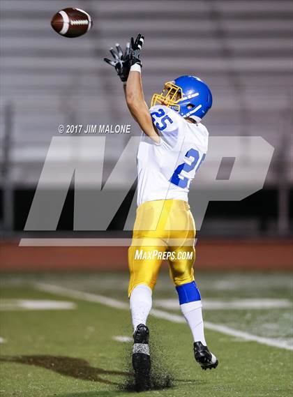 Thumbnail 3 in San Leandro vs. Foothill (CIF-NCS D1-Quarterfinals) photogallery.