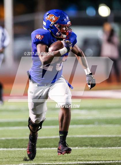 Thumbnail 3 in San Leandro vs. Foothill (CIF-NCS D1-Quarterfinals) photogallery.