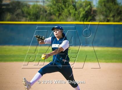 Thumbnail 1 in Great Oak @ Vista Murrieta photogallery.