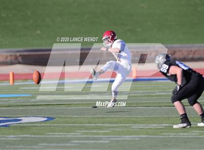 Thumbnail 2 in Durango vs. Roosevelt (CHSAA 3A State Championship) photogallery.