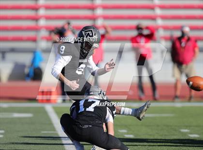Thumbnail 1 in Durango vs. Roosevelt (CHSAA 3A State Championship) photogallery.