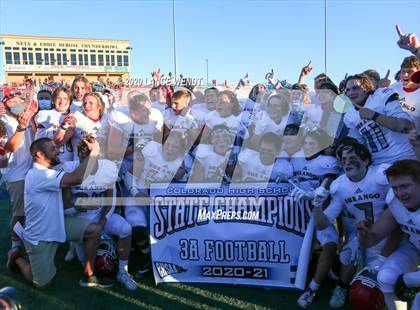 Thumbnail 2 in Durango vs. Roosevelt (CHSAA 3A State Championship) photogallery.
