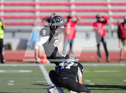 Thumbnail 3 in Durango vs. Roosevelt (CHSAA 3A State Championship) photogallery.