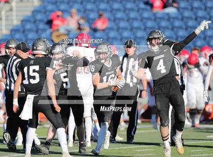 Thumbnail 2 in Durango vs. Roosevelt (CHSAA 3A State Championship) photogallery.