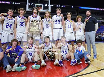Thumbnail 1 in Lipan vs. LaPoynor (UIL 2A Basketball State Final Medal Ceremony) photogallery.
