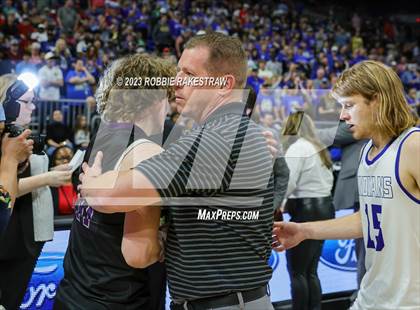 Thumbnail 3 in Lipan vs. LaPoynor (UIL 2A Basketball State Final Medal Ceremony) photogallery.