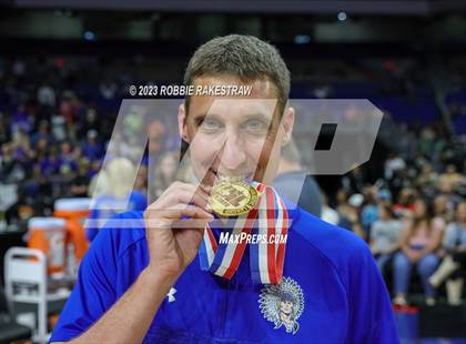 Thumbnail 1 in Lipan vs. LaPoynor (UIL 2A Basketball State Final Medal Ceremony) photogallery.