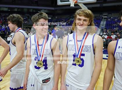 Thumbnail 2 in Lipan vs. LaPoynor (UIL 2A Basketball State Final Medal Ceremony) photogallery.