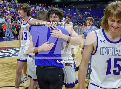 Thumbnail 2 in Lipan vs. LaPoynor (UIL 2A Basketball State Final Medal Ceremony) photogallery.