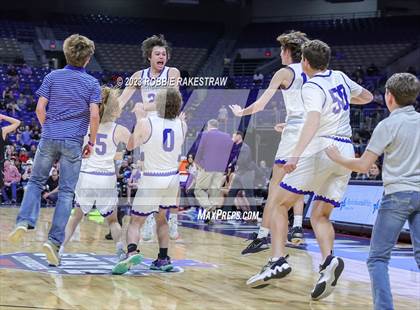 Thumbnail 1 in Lipan vs. LaPoynor (UIL 2A Basketball State Final Medal Ceremony) photogallery.
