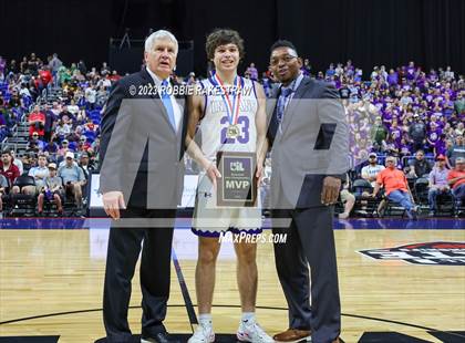 Thumbnail 1 in Lipan vs. LaPoynor (UIL 2A Basketball State Final Medal Ceremony) photogallery.