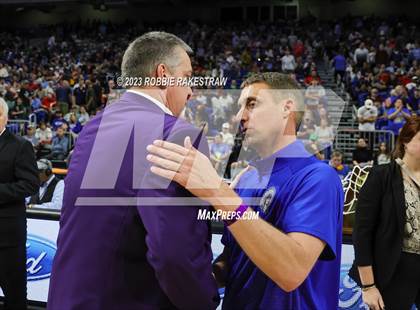 Thumbnail 2 in Lipan vs. LaPoynor (UIL 2A Basketball State Final Medal Ceremony) photogallery.