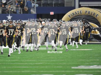 Thumbnail 2 in Refugio vs. Crawford (UIL 2A Division 1 Final) photogallery.