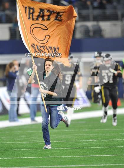 Thumbnail 3 in Refugio vs. Crawford (UIL 2A Division 1 Final) photogallery.