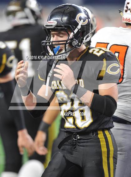 Thumbnail 2 in Refugio vs. Crawford (UIL 2A Division 1 Final) photogallery.