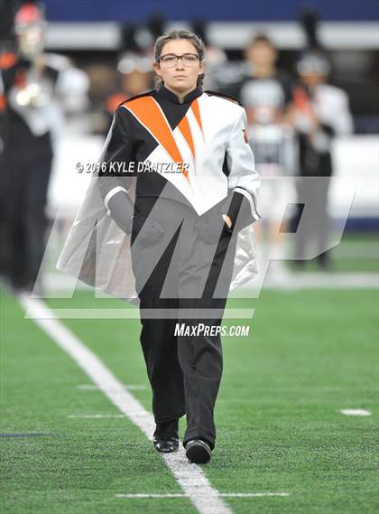 Thumbnail 3 in Refugio vs. Crawford (UIL 2A Division 1 Final) photogallery.