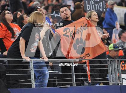 Thumbnail 3 in Refugio vs. Crawford (UIL 2A Division 1 Final) photogallery.