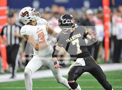 Thumbnail 1 in Refugio vs. Crawford (UIL 2A Division 1 Final) photogallery.