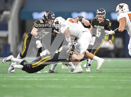 Thumbnail 3 in Refugio vs. Crawford (UIL 2A Division 1 Final) photogallery.