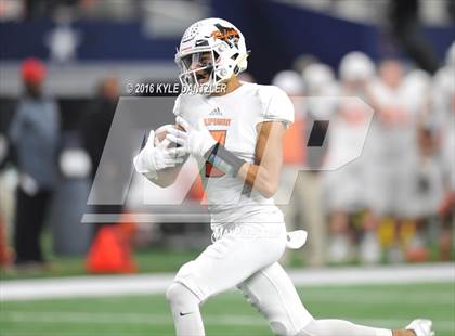 Thumbnail 3 in Refugio vs. Crawford (UIL 2A Division 1 Final) photogallery.
