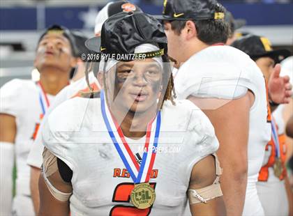 Thumbnail 2 in Refugio vs. Crawford (UIL 2A Division 1 Final) photogallery.