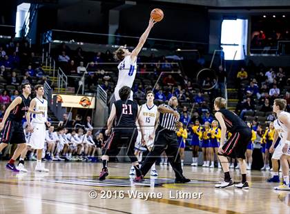 Thumbnail 1 in Holy Cross vs Newport Central Catholic (Ninth Region Semifinal) photogallery.